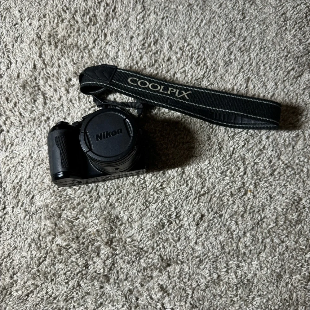 Nikon L105 12.1 MP Digital Camera with 15x Optical Zoom - Black